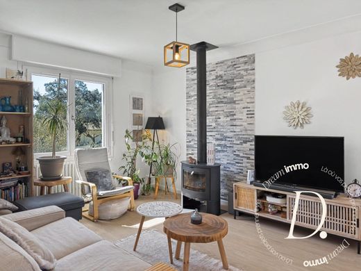 Luxus-Haus in Ondres, Landes