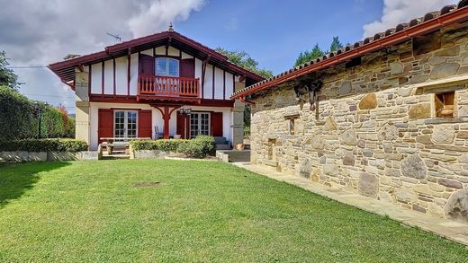 豪宅  Saint-Pée-sur-Nivelle, Pyrénées-Atlantiques