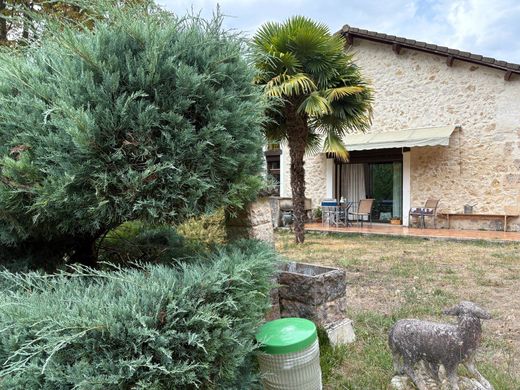 豪宅  Saint-Jean-en-Royans, Drôme