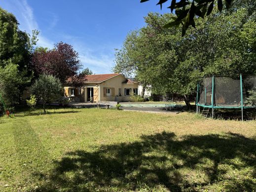 Casa de luxo - Saint-Bauzille-de-la-Sylve, Hérault