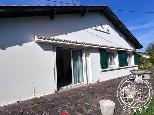 Πολυτελή κατοικία σε Arcangues, Pyrénées-Atlantiques