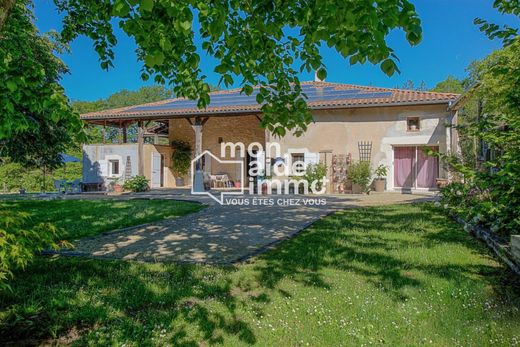 Luxus-Haus in Casteljaloux, Lot-et-Garonne