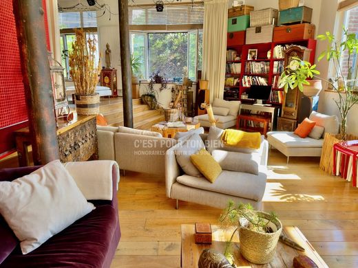 Apartment in Lille, North