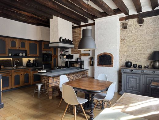 Luxury home in Orléans, Loiret