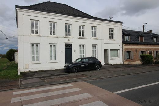 Luxe woning in Pont-à-Marcq, North