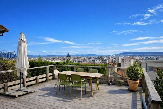 Luxury home in Clermont-Ferrand, Puy-de-Dôme