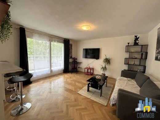 套间/公寓  Courbevoie, Hauts-de-Seine