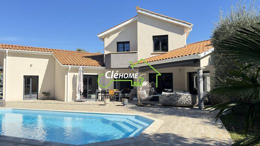 Casa di lusso a Lentilly, Rhône