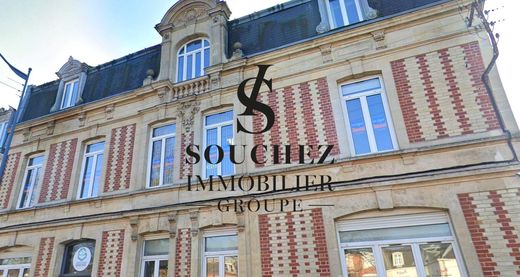 Ufficio a Arras, Passo di Calais