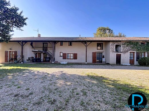 ‏בתי יוקרה ב  Châtillon-sur-Chalaronne, Ain