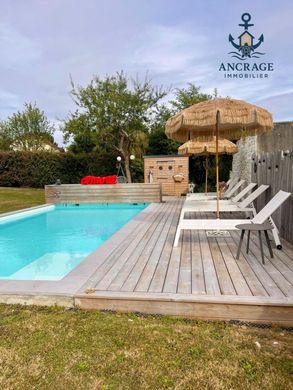 منزل ﻓﻲ Saint-Arnoult, Calvados