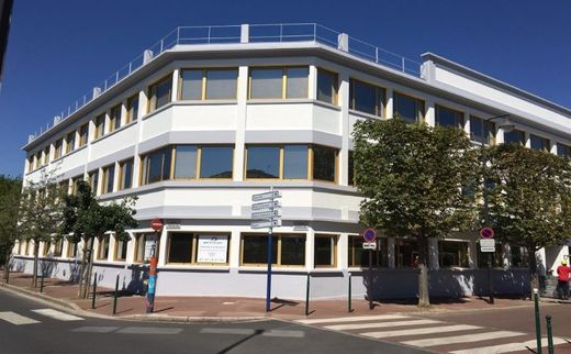 Office in Rueil-Malmaison, Hauts-de-Seine