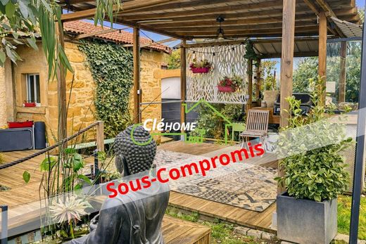 Casa de lujo en Saint-Germain-Nuelles, Ródano