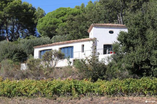 ‏בתי יוקרה ב  Le Beausset, Var