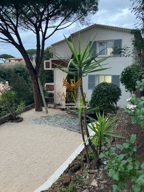 Apartment in Sainte-Maxime, Var