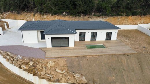 Maison de luxe à Tavaco, Corse-du-Sud