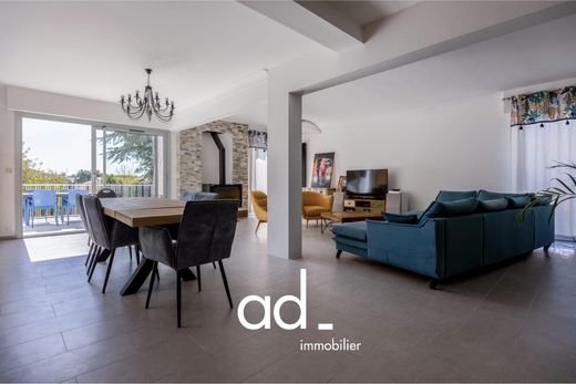 Luxe woning in Lagord, Charente-Maritime