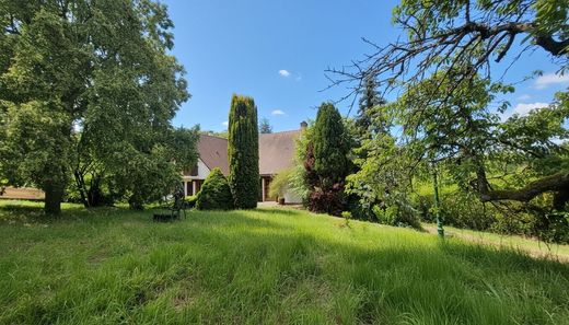 Luxury home in Maule, Yvelines
