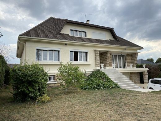 Casa de lujo en Pontault-Combault, Sena y Marne