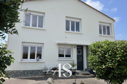 Luxury home in Les Sables-d'Olonne, Vendée