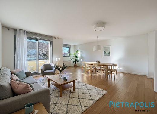 Appartamento a Ornex, Ain