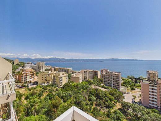Apartament w Ajaccio, South Corsica