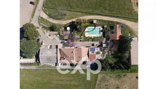 Luxury home in Servian, Hérault