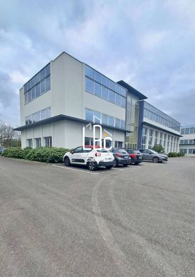 Kantoor in Carquefou, Loire-Atlantique