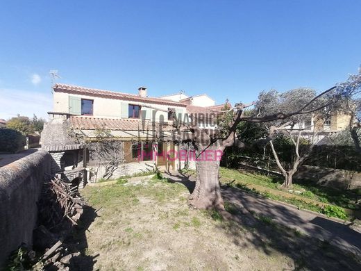 Casa di lusso a L'Isle-sur-la-Sorgue, Vaucluse