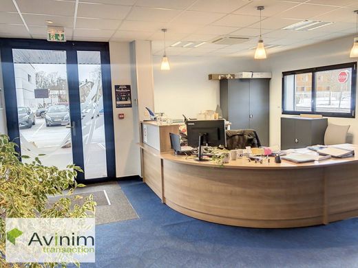 Büro in Saint-Dié-des-Vosges, Vosges