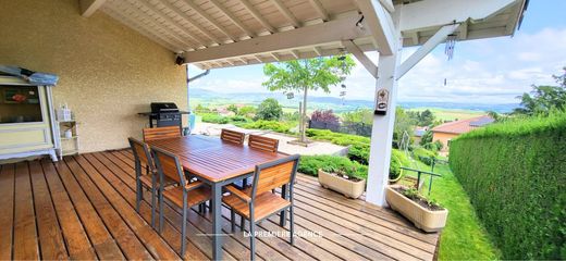 Luxury home in Vindry-sur-Turdine, Rhône