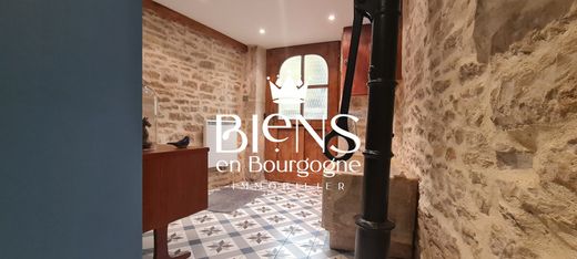 Luxury home in Beaune, Cote d'Or