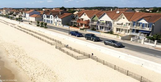 Apartment in Châtelaillon-Plage, Charente-Maritime