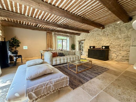 Casa di lusso a Mérindol, Vaucluse