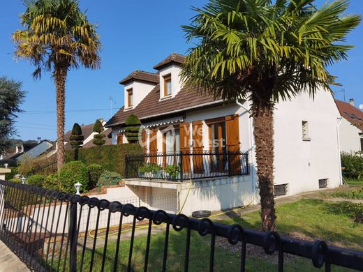 Luxe woning in L'Isle-Adam, Val d'Oise