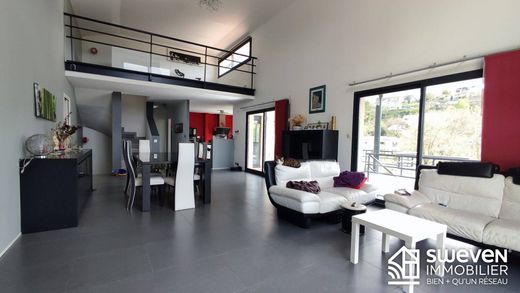 Casa di lusso a Lacroix-Falgarde, Alta Garonna