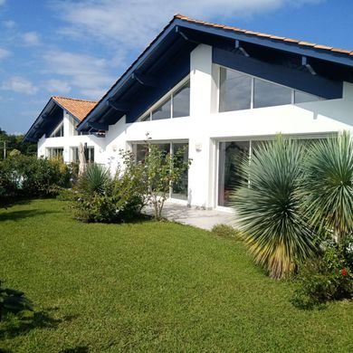 Luxe woning in Urrugne, Pyrénées-Atlantiques