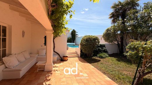 Casa di lusso a Loix, Charente-Maritime