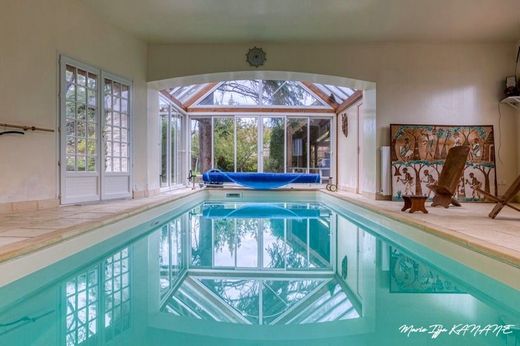 Πολυτελή κατοικία σε Longnes, Yvelines