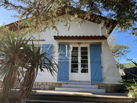 Luxury home in Lège-Cap-Ferret, Gironde