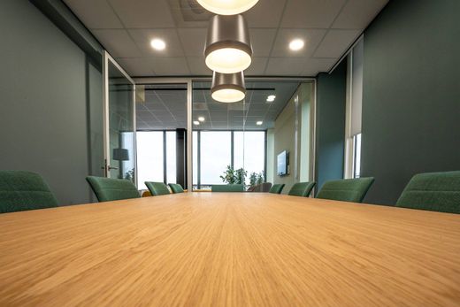 Office in Saint-Avé, Morbihan