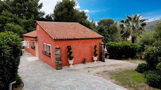 Luxus-Haus in La Croix-Valmer, Var