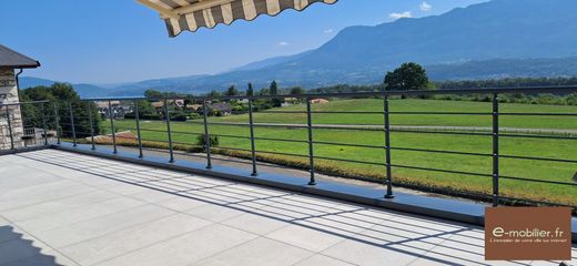 Maison de luxe à Le Bourget-du-Lac, Savoie