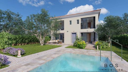 Luxury home in Cheval-Blanc, Vaucluse