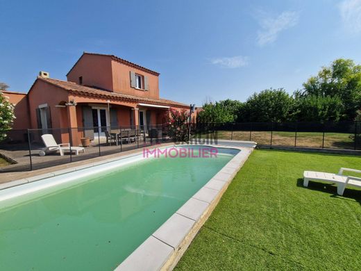 Luxe woning in L'Isle-sur-la-Sorgue, Vaucluse