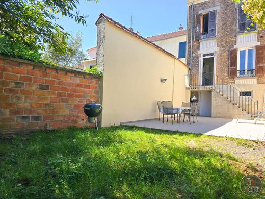Luxury home in Fontenay-sous-Bois, Val-de-Marne