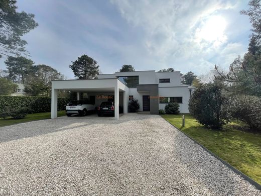 Luxury home in Vannes, Morbihan