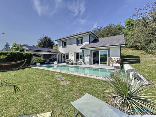 Luxury home in Saint-Victor-de-Cessieu, Isère