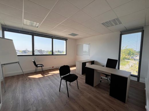 Kantoor in Vannes, Morbihan