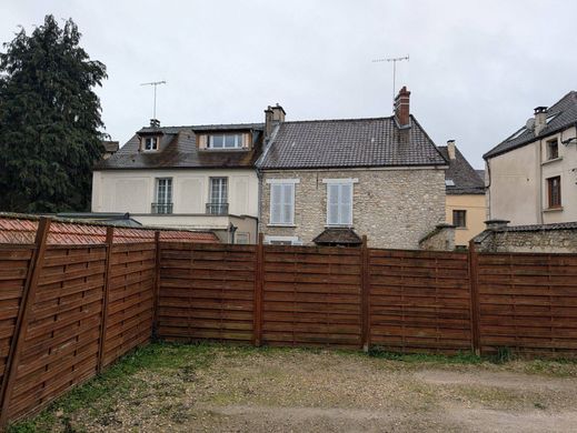Maison de luxe à Villepreux, Yvelines
